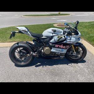 Meet your Posher, Christian